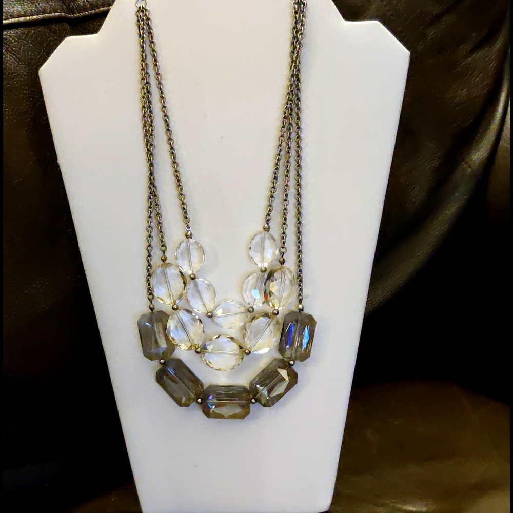 Premier Designs Swanky necklace
